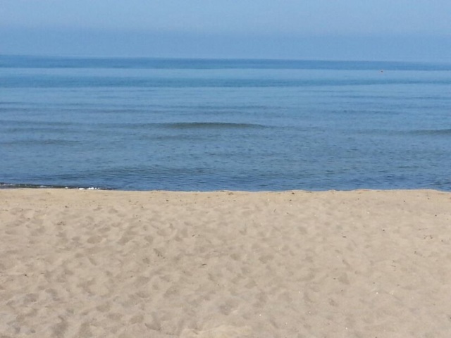 Baia Domitia, un mare di promesse