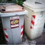 Napoli e lo sporco mistero dei bidoncini della raccolta differenziata
