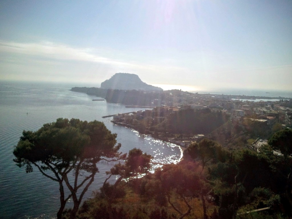 Il magnifico panorama dal castello di Baia