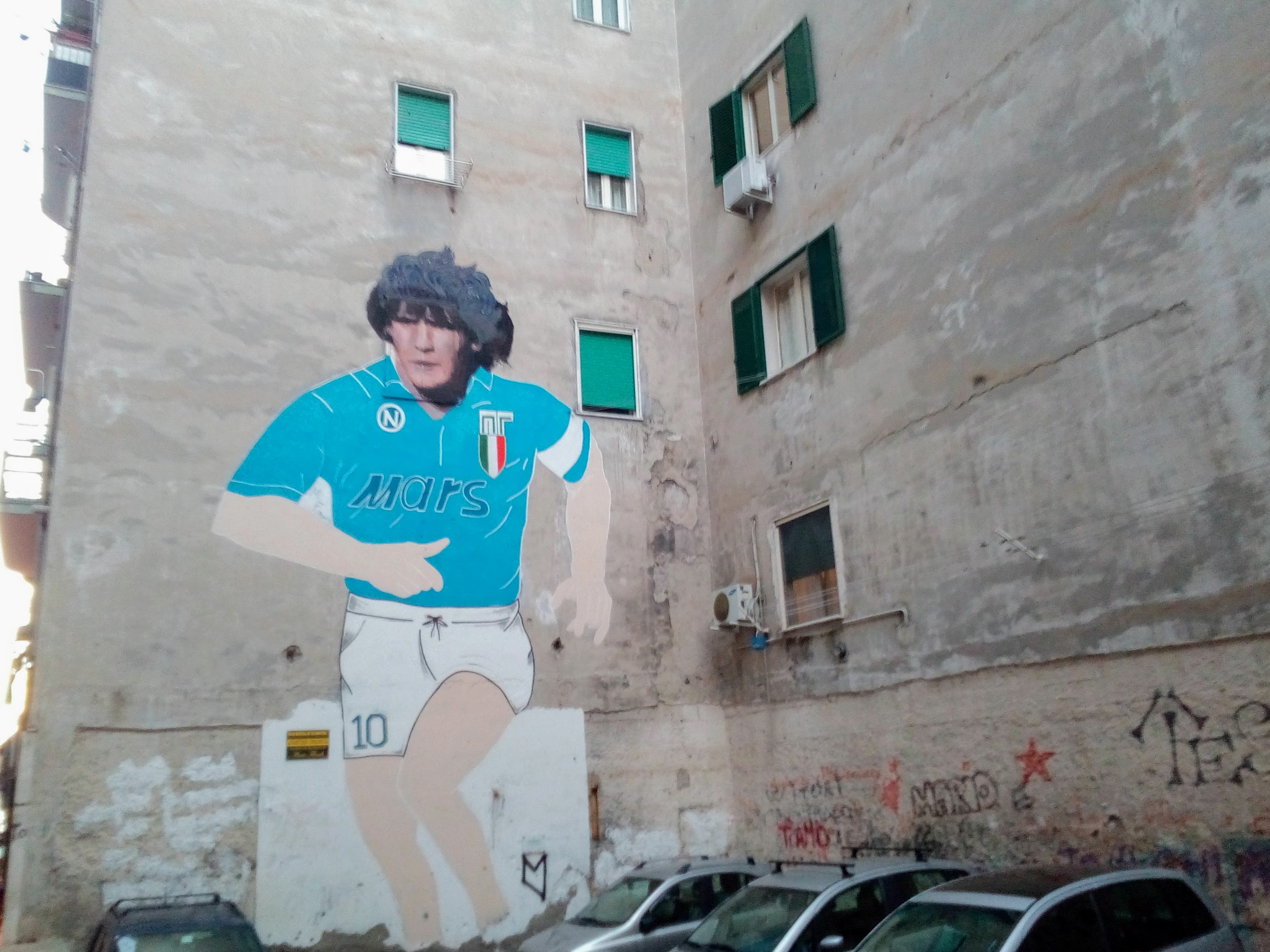 Il murales di Maradona ai quartieri spagnoli di Napoli