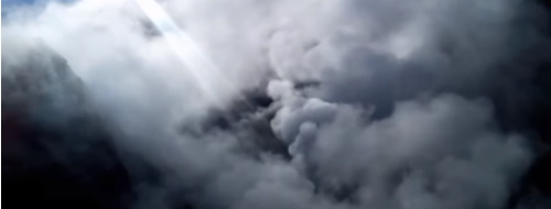 Il vulcano di via Pisciarelli, un pezzo di Solfatara a bordo strada [VIDEO]