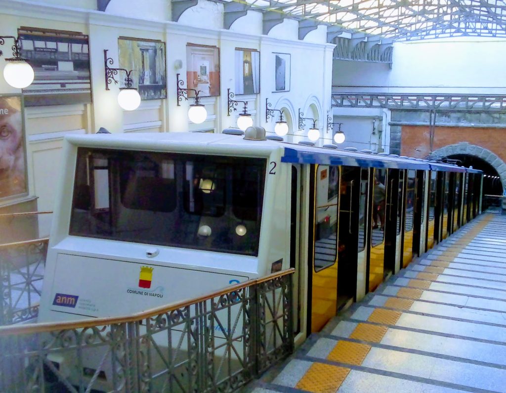 La funicolare centrale di Napoli, stazione Vomero