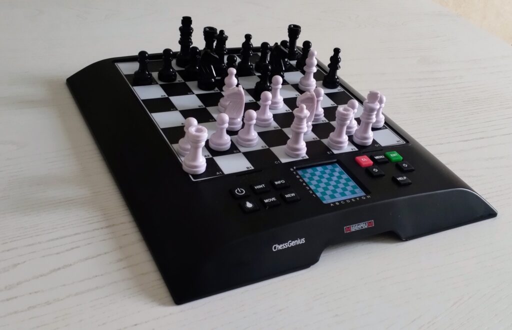 Millennium ChessGenius, la mia nuova, formidabile scacchiera elettronica