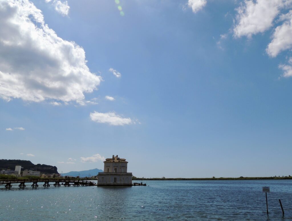 Casina Vanvitelliana al lago Fusaro