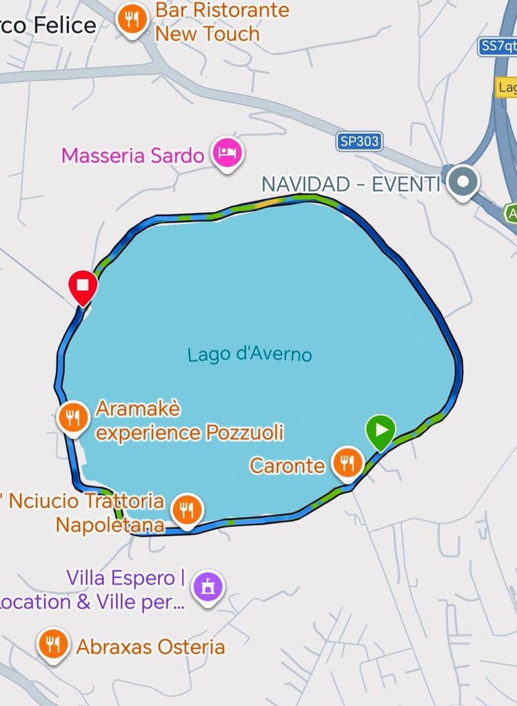 Allenamento lungo il lago d'Averno Allenamento lungo il lago d'Averno
